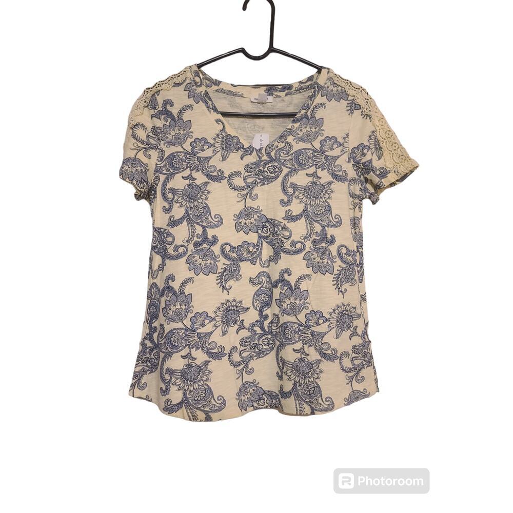 Westport NWT Ladies Vneck Tee Dressbarn Blouse Summer